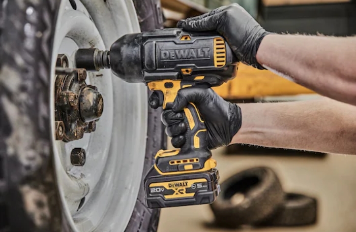 impact wrench dewalt power tools indoensia
